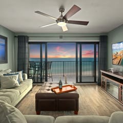 Sea-Renity WOW ~ Beachfront Bliss with Balcony Lounge & Beach Service
