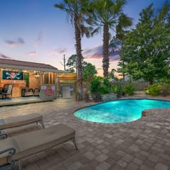 Shipwrecked ~ Pirate-Themed Pool Retreat with Hot Tub, Fire Pit & Game Room