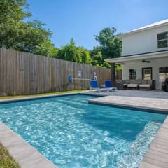 Towne Treasures B ~ Brand-New Luxe Coastal Retreat with Private Cocktail Pool