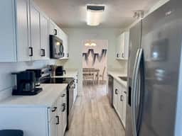 Beach Ya To It! ✨ Hot tub / Pet friendly / Walk to the beach! - Image 4