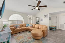 Guava Ohana ~ Cozy Coastal Home w/ Spa & Backyard Oasis - Image 2