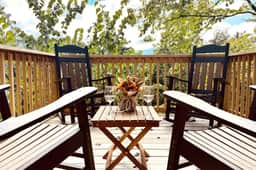 Whiskey Ridge Lodge ~ Cozy-Chic Cabin with Spa Tub & Sweeping Views - Image 2