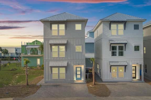Lighthouse Landing | Walk to Beach • West End • Near 30A - Image 1