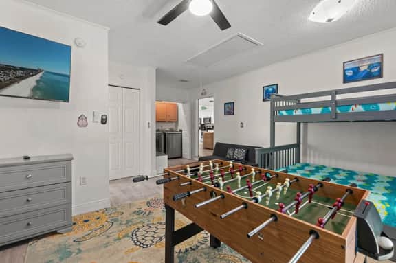 Guava Ohana ~ Cozy Coastal Home w/ Spa & Backyard Oasis - Image 3
